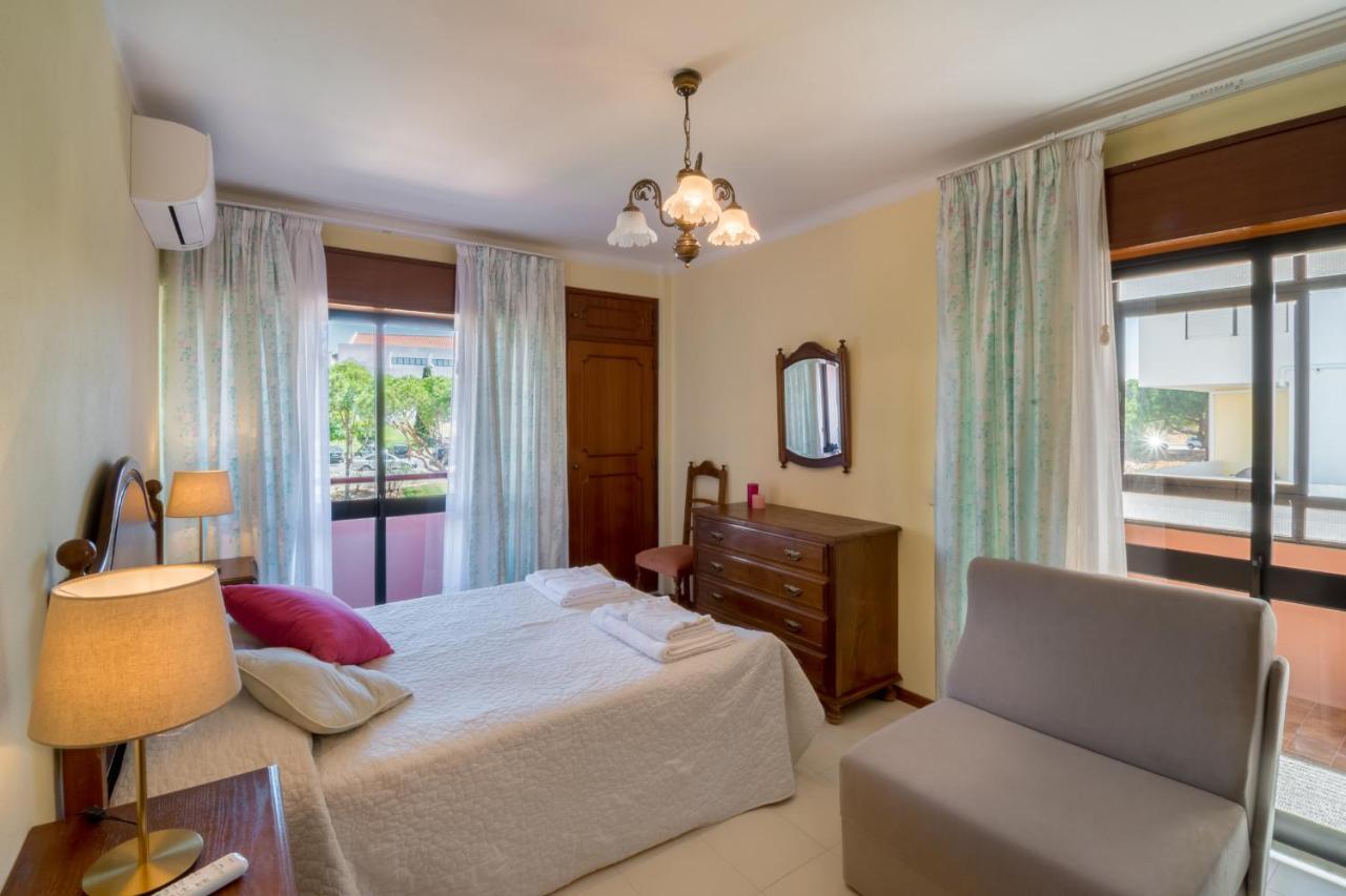Apartamento Sao Pedro Do Mar Quarteira Luaran gambar
